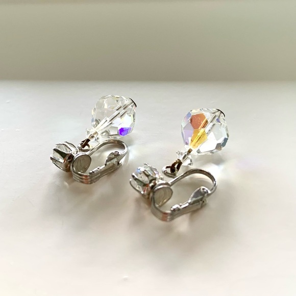 Mid-century crystal drop clip earrings - Picture 5 of 8